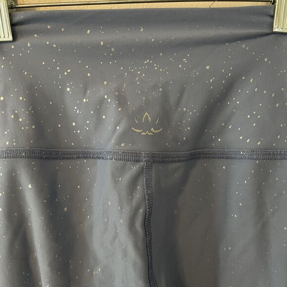 Beyond Yoga Alloy Ombré High Waisted Leggings Made In USA XS - Picture 8 of 8